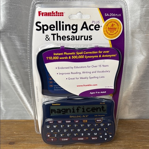 Franklin Spelling Ace & Thesaurus SA-206 PLUS Sealed 2004 Vintage - Picture 1 of 8